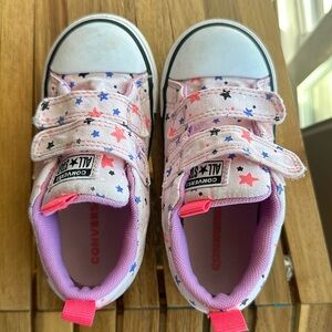Toddler converse girls size 9